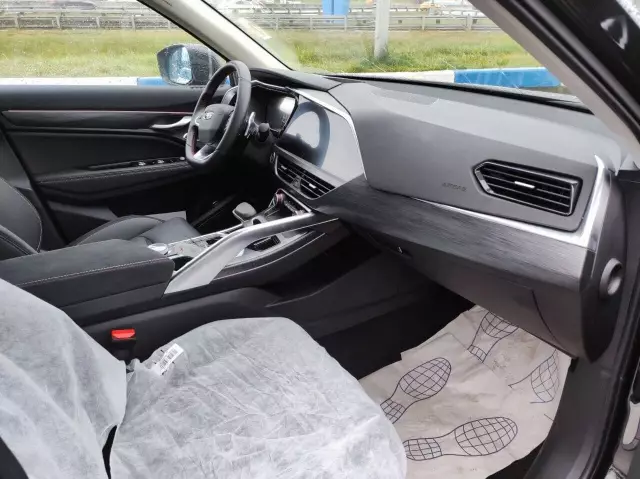 Geely Tugella 2020