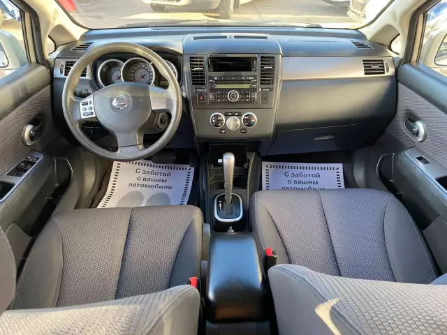 Nissan Tiida 2010