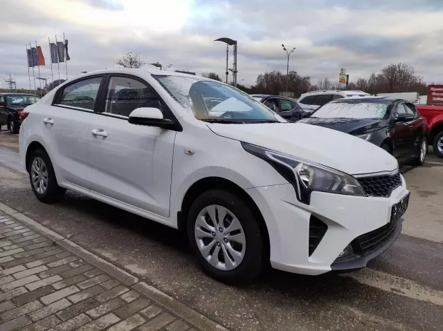 Kia Rio 2021