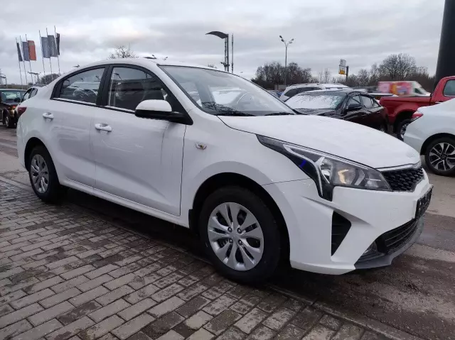 Kia Rio 2021