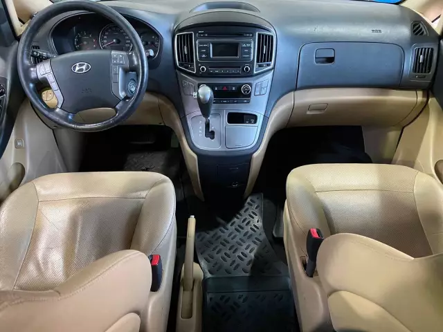 Hyundai Grand Starex 2015