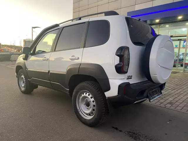 LADA Niva 2021