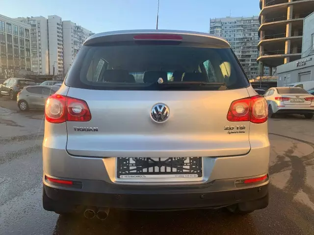 Volkswagen Tiguan 2011