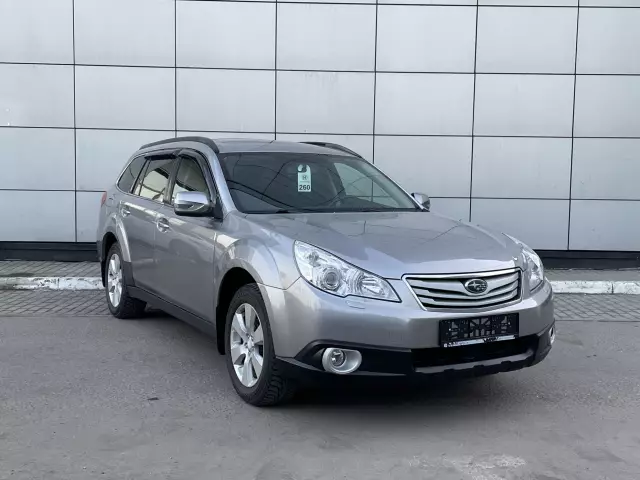 Subaru Outback 2011