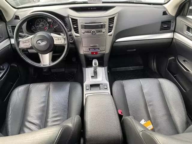 Subaru Outback 2011