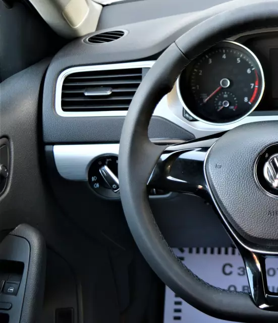 Volkswagen Jetta 2017