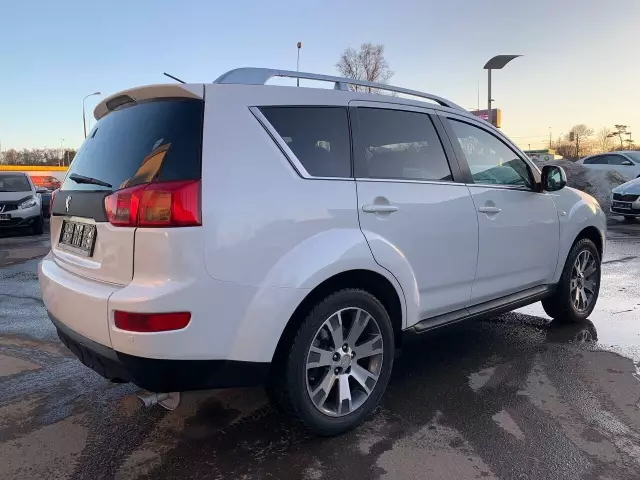 Peugeot 4007 2011