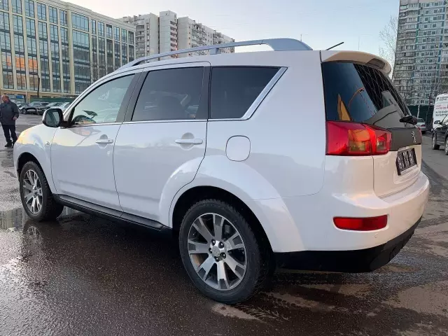 Peugeot 4007 2011
