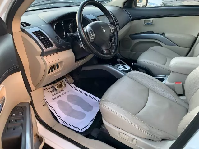 Peugeot 4007 2011