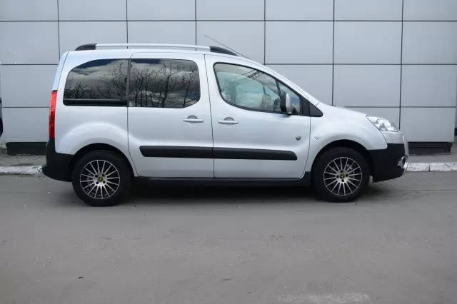 Peugeot Partner 2012