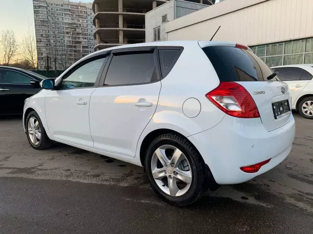 Kia Ceed 2010