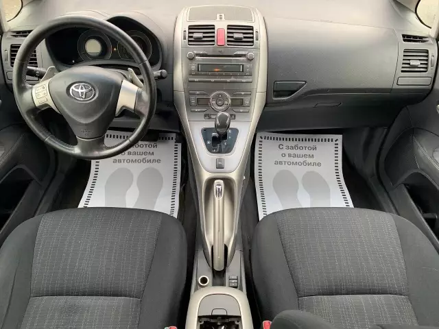 Toyota Auris 2009
