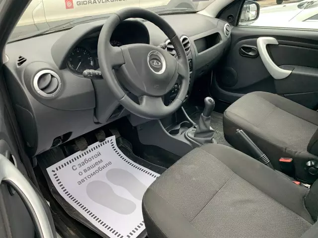 LADA Largus 2018