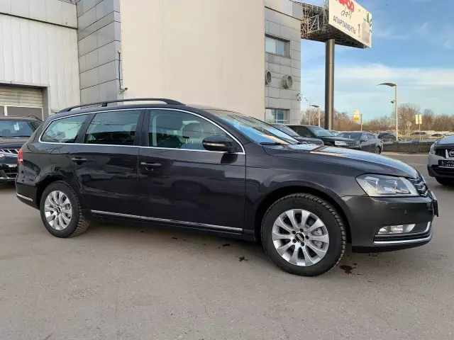 Volkswagen Passat 2011