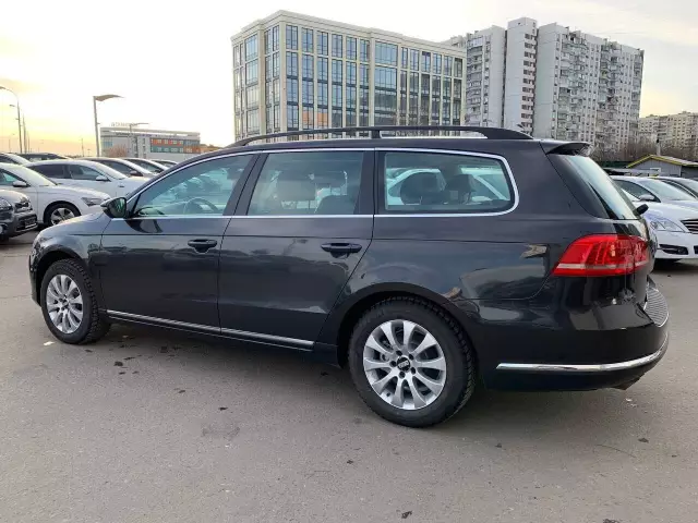 Volkswagen Passat 2011