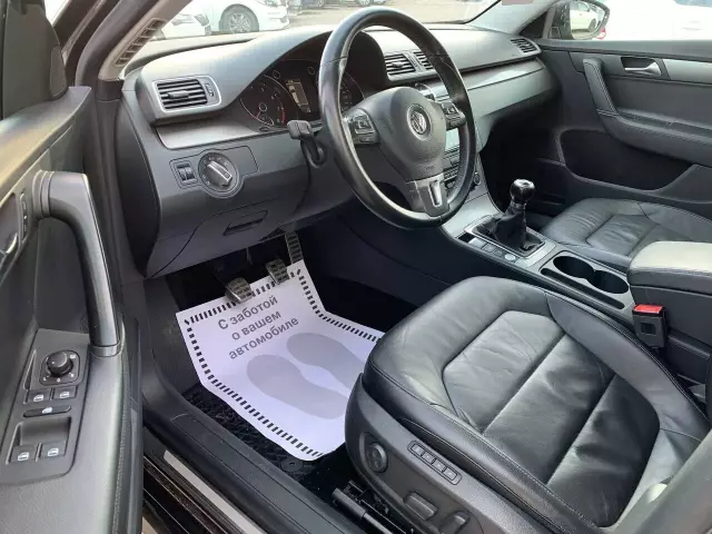 Volkswagen Passat 2011