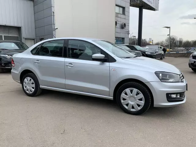 Volkswagen Polo 2016