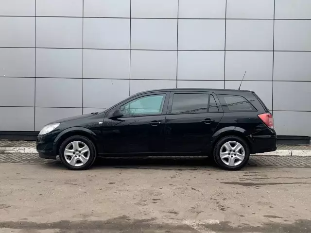 Opel Astra 2014