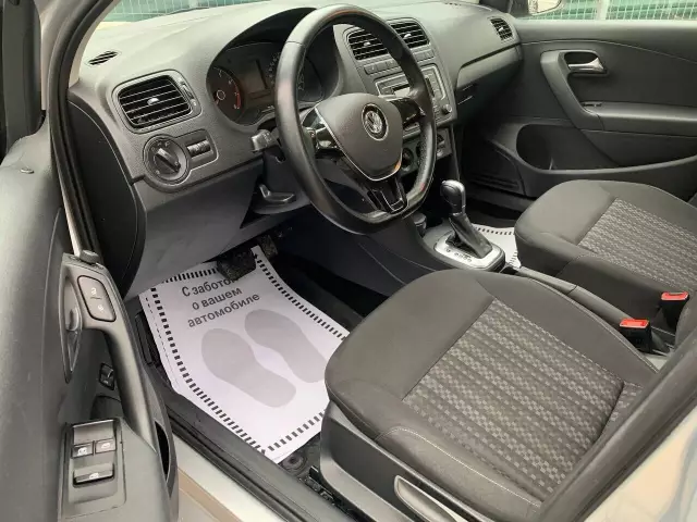 Volkswagen Polo 2016