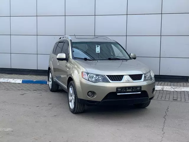 Mitsubishi Outlander 2008