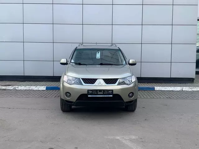 Mitsubishi Outlander 2008