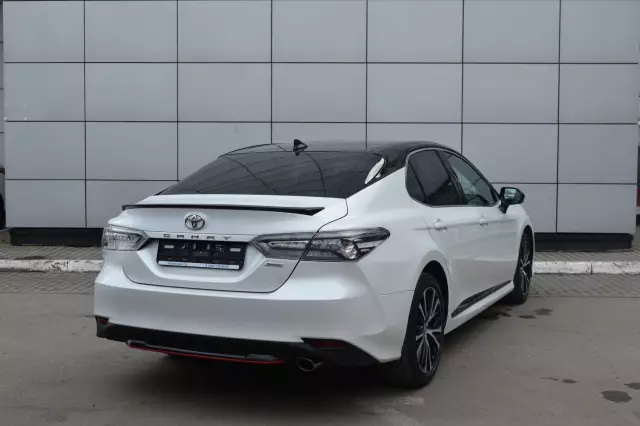 Toyota Camry 2020