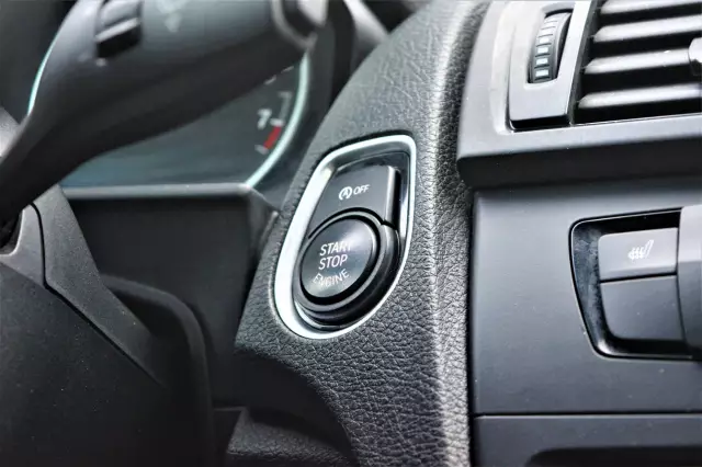 BMW 1 серия 2013