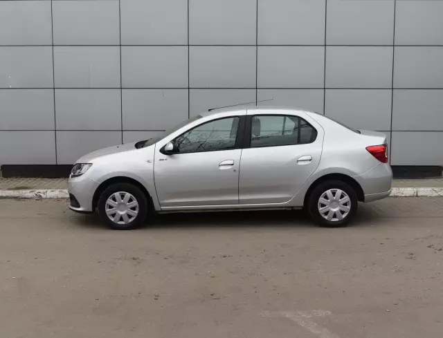 Renault Logan 2018