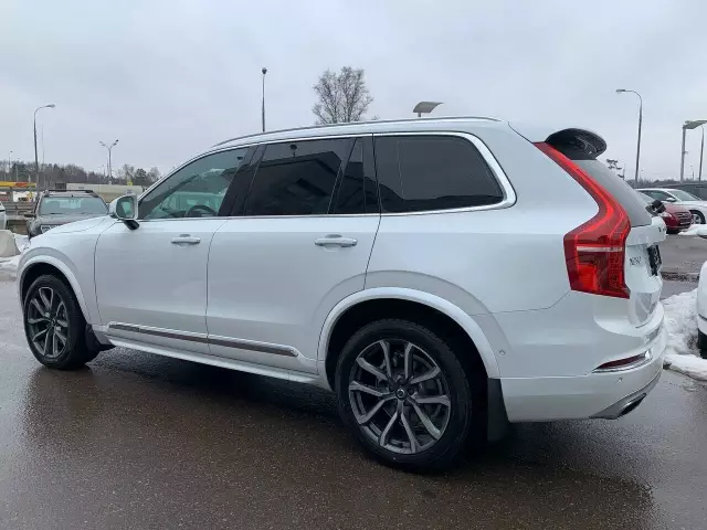 Volvo XC90 2016