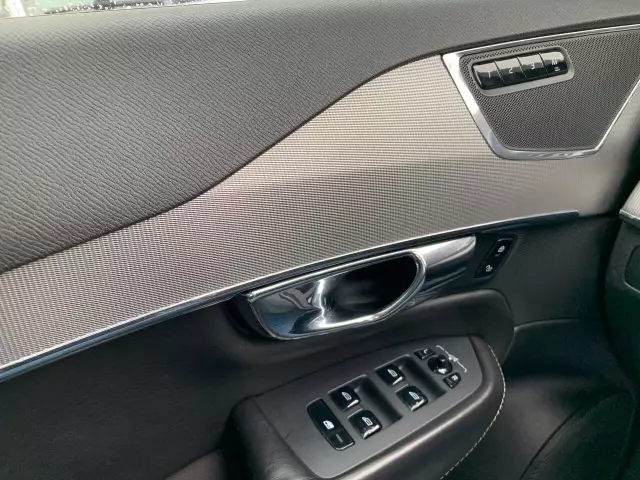 Volvo XC90 2016