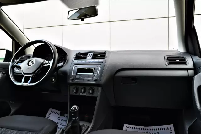 Volkswagen Polo 2016