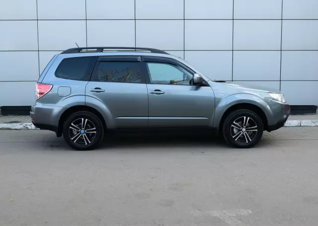 Subaru Forester 2010