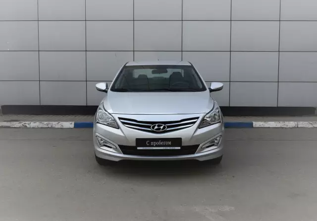 Hyundai Solaris 2015