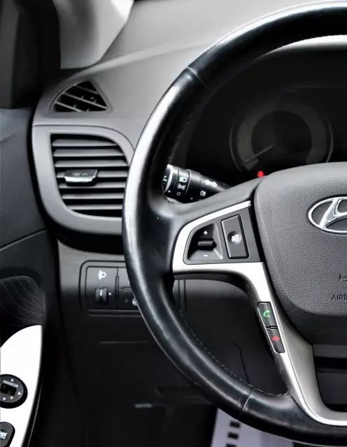 Hyundai Solaris 2015