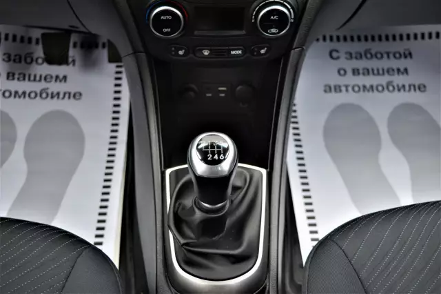Hyundai Solaris 2015