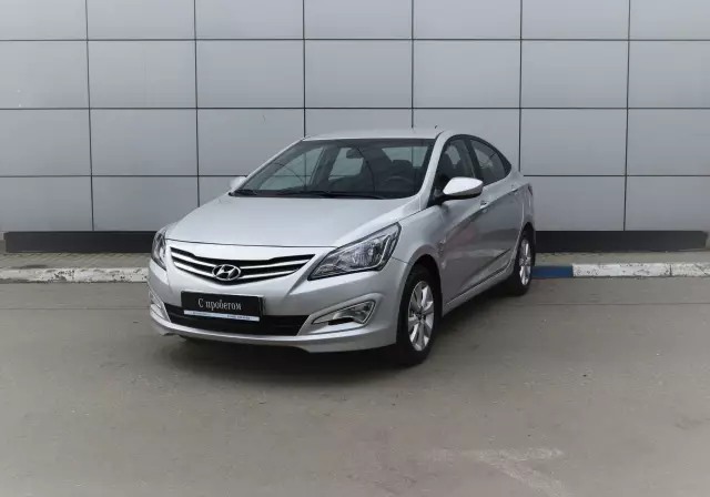 Hyundai Solaris 2015