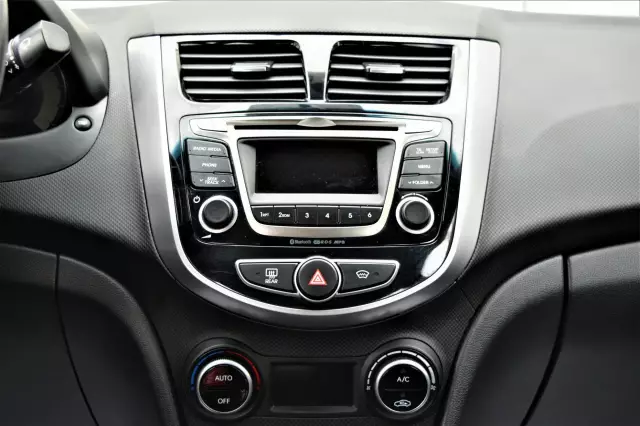 Hyundai Solaris 2015