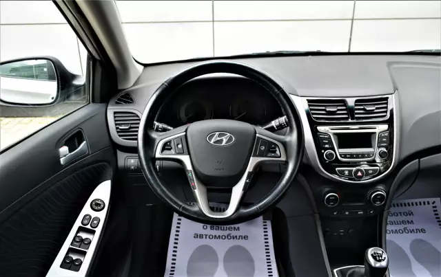 Hyundai Solaris 2015