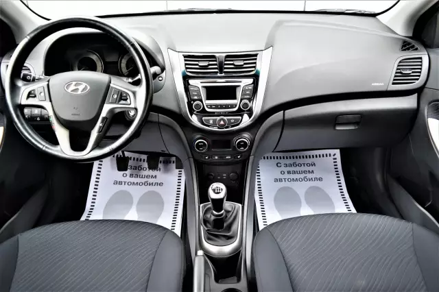 Hyundai Solaris 2015