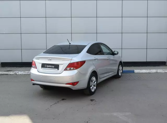 Hyundai Solaris 2015