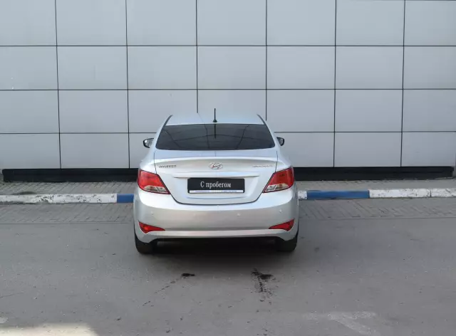 Hyundai Solaris 2015
