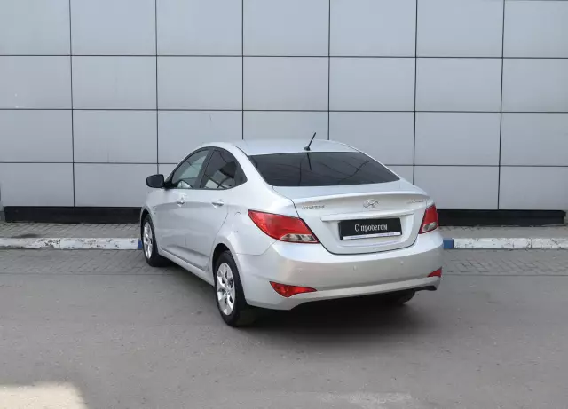 Hyundai Solaris 2015