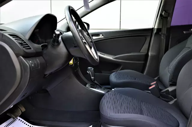 Hyundai Solaris 2015