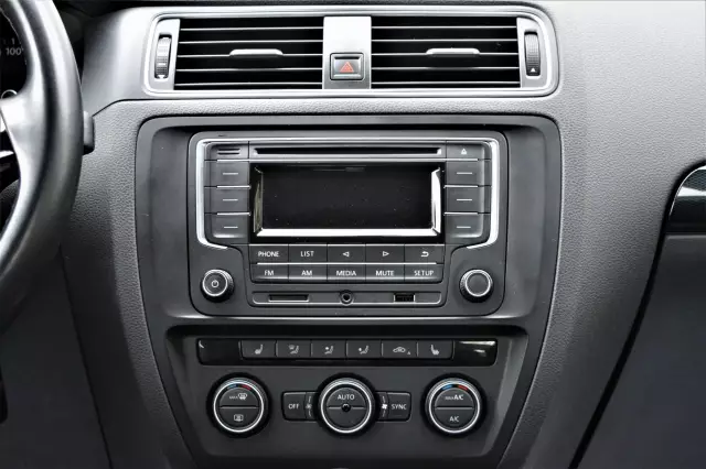 Volkswagen Jetta 2016