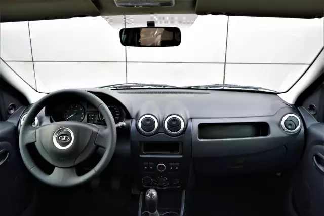 LADA Largus 2018