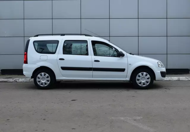 LADA Largus 2018
