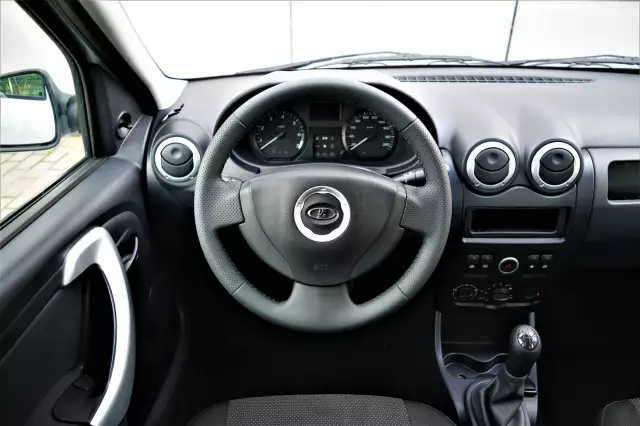 LADA Largus 2018