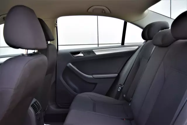 Volkswagen Jetta 2015