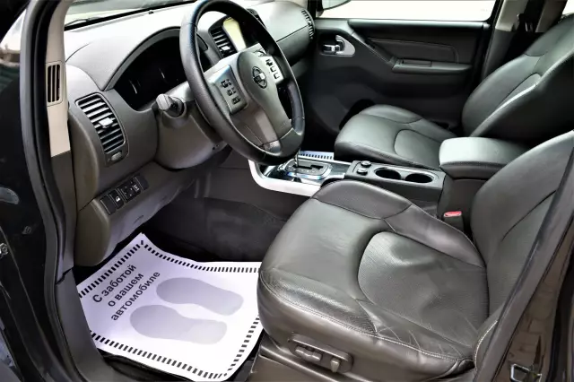 Nissan Pathfinder 2013