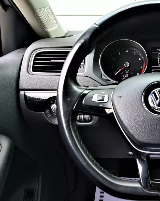 Volkswagen Jetta 2016